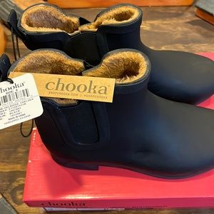 New with tags!  Size 8 Chooka boots!